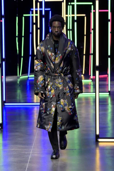 Look 22